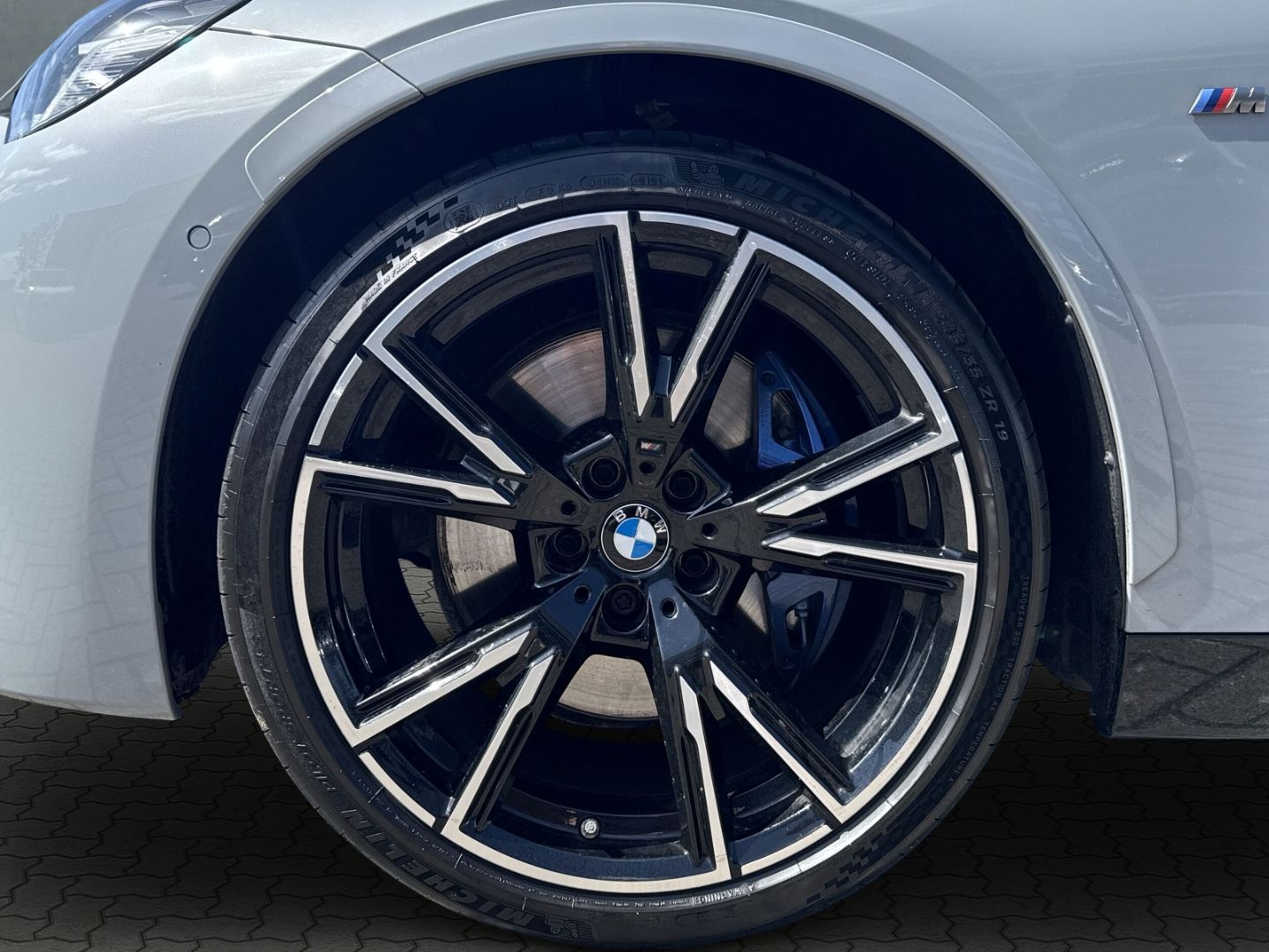 M240i Coupe X-Drive HUD AHK Navi Leder Glasdach 