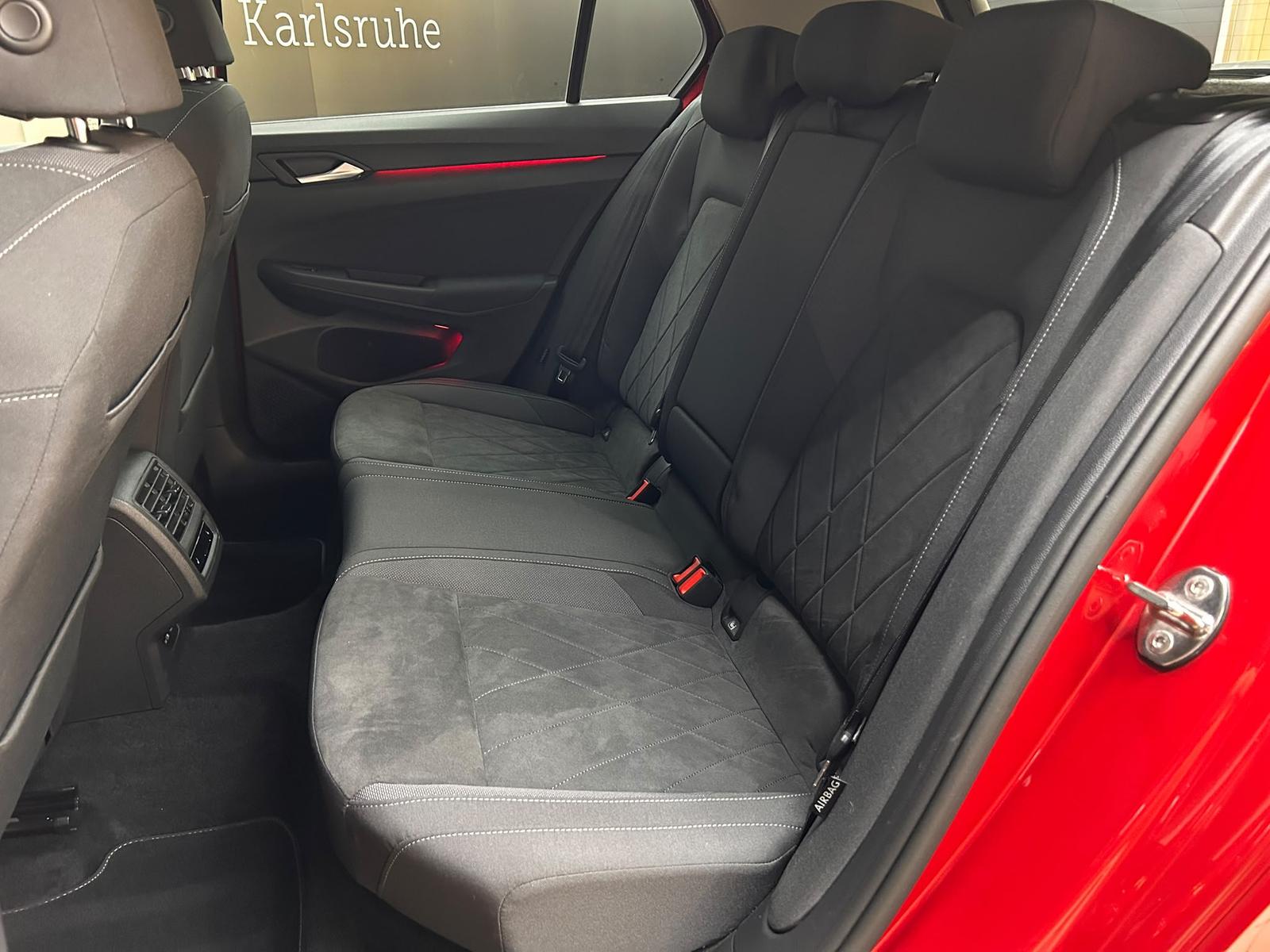 VW Golf 8 Pack Style eHyb1,4TSI PANO+HUD+MATR+KAM+AHK — 7