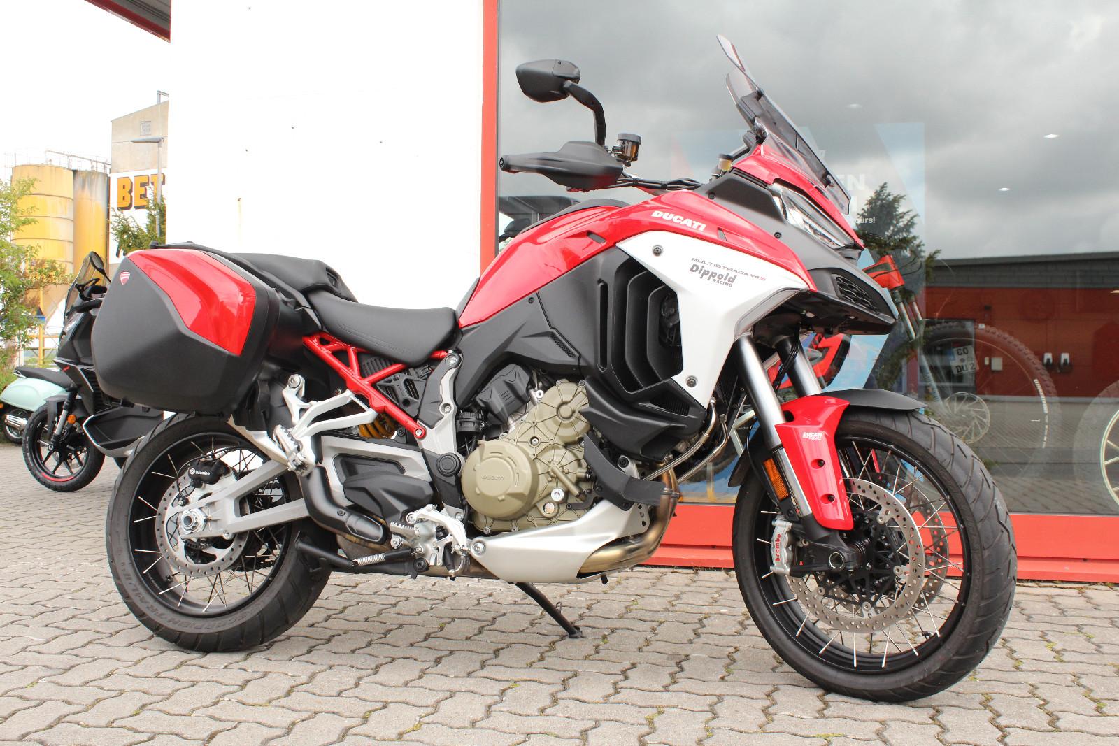 Ducati Multistrada V4 S Travel & Radar mit Speiche