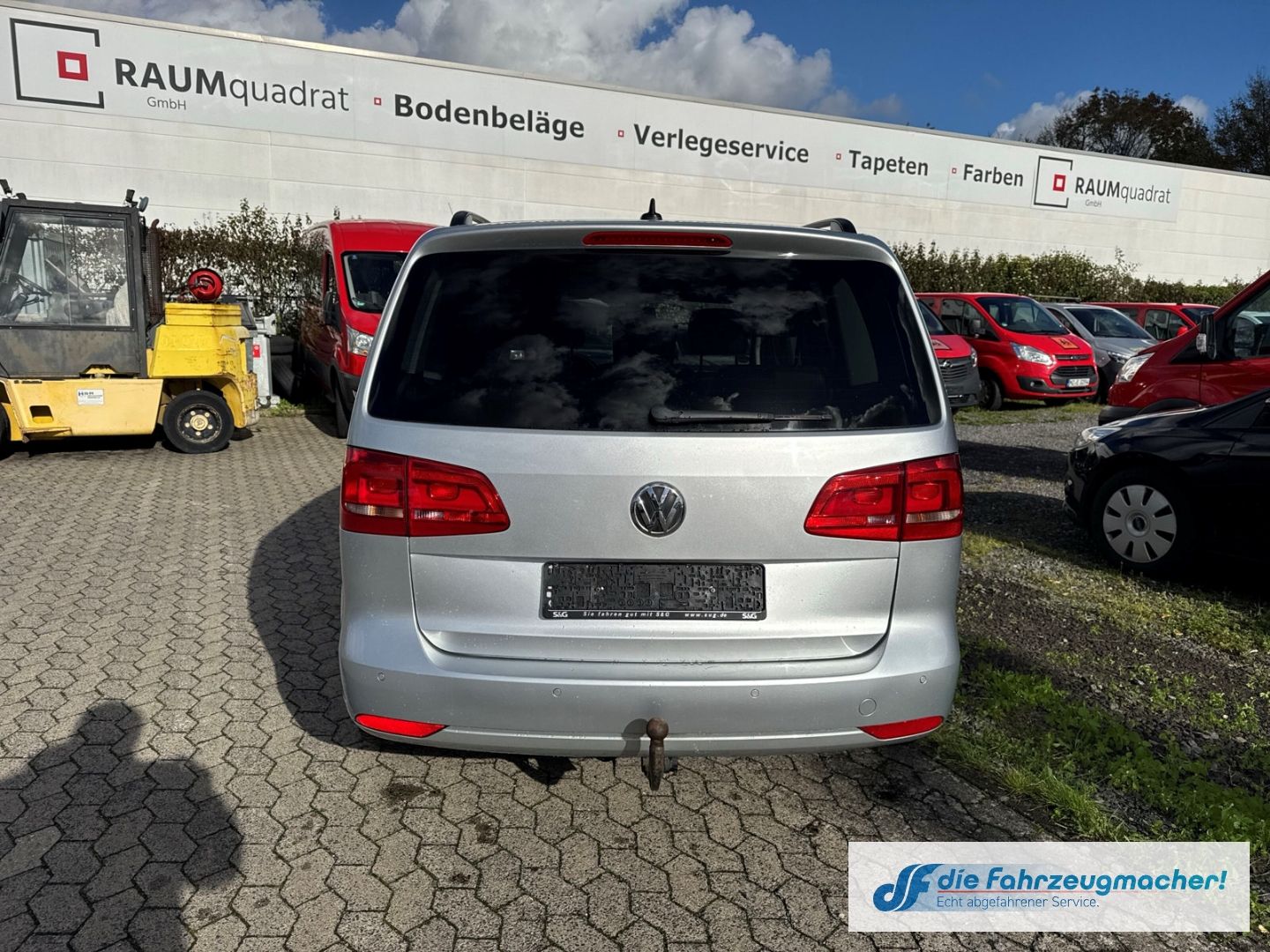 Fahrzeugabbildung Volkswagen Touran Comfortline Navi Dyn. Kurvenlicht *EXPOR