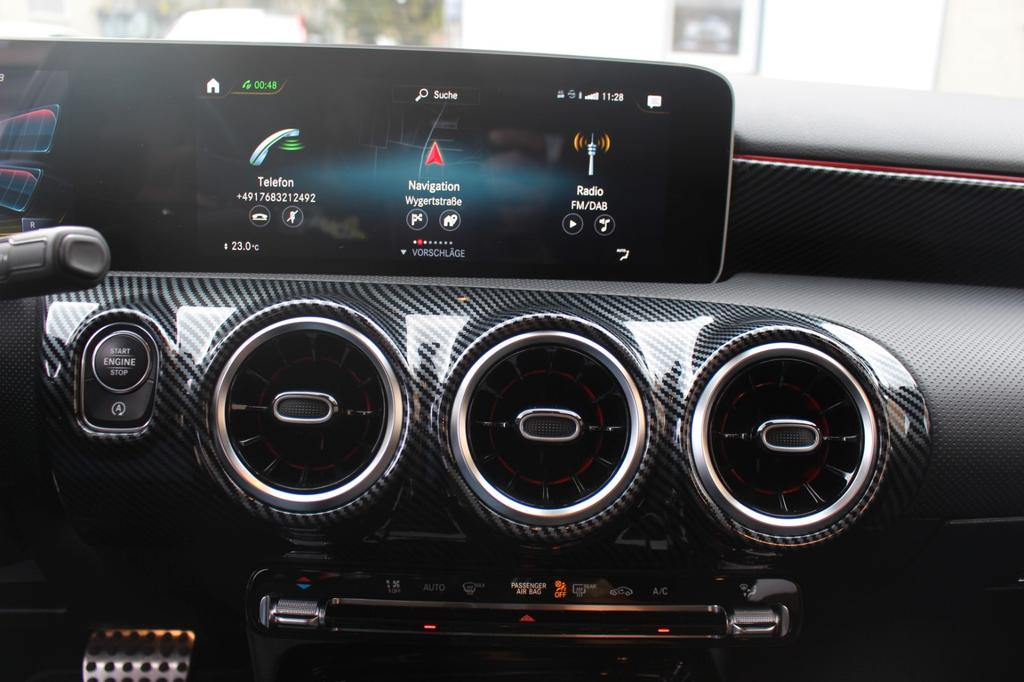 Mercedes-Benz A 35 AMG