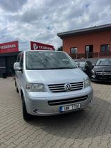 Volkswagen T5 Multivan - Volkswagen T5 Multivan mit Benzin-Antrieb