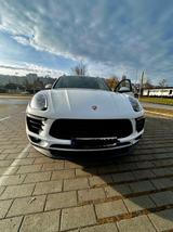 Porsche Macan S  - Porsche Gebrauchtwagen in Ulm