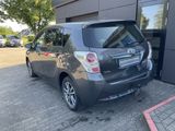 Toyota Verso 1.6 Comfort - Toyota Verso mit Benzin-Antrieb: Kleinbus