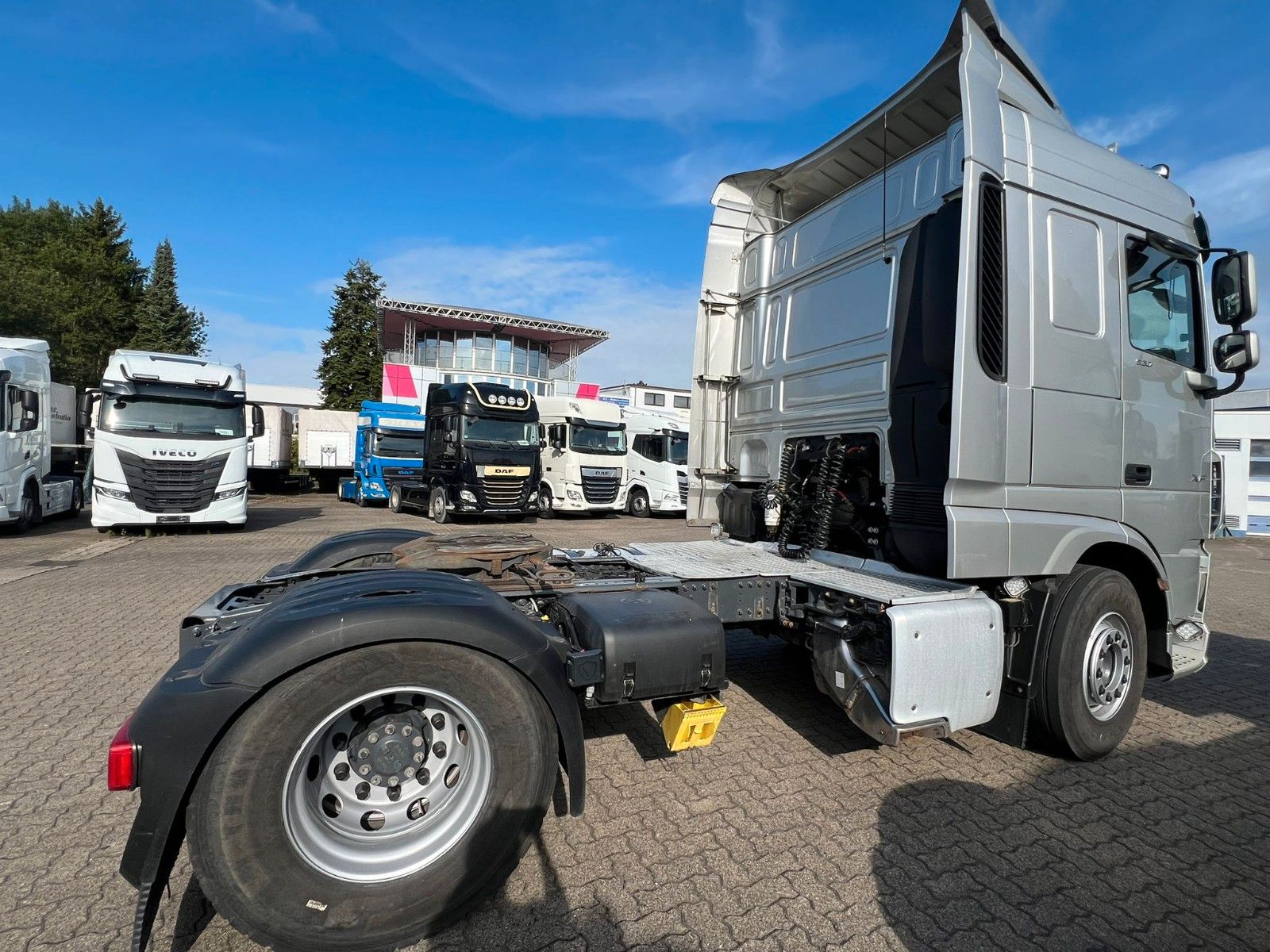 Fahrzeugabbildung DAF XF 530 FT SC Bj. 2020