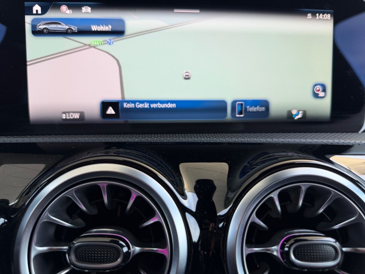 Fahrzeugabbildung Mercedes-Benz CLA 200 SB AMG+AHK+NIGH+MULTIB+360+DIST+KEYL+LHZ