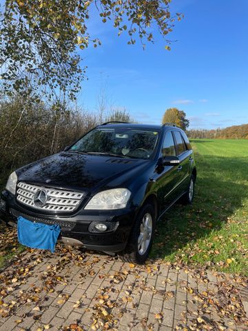 Mercedes-Benz ML320 CDI SHZ/AHK/Xenon/H&K/4Matic