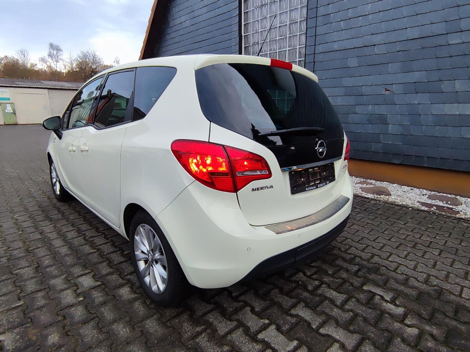 Opel Meriva B Active Flexfix SHZ KLIMA ALU