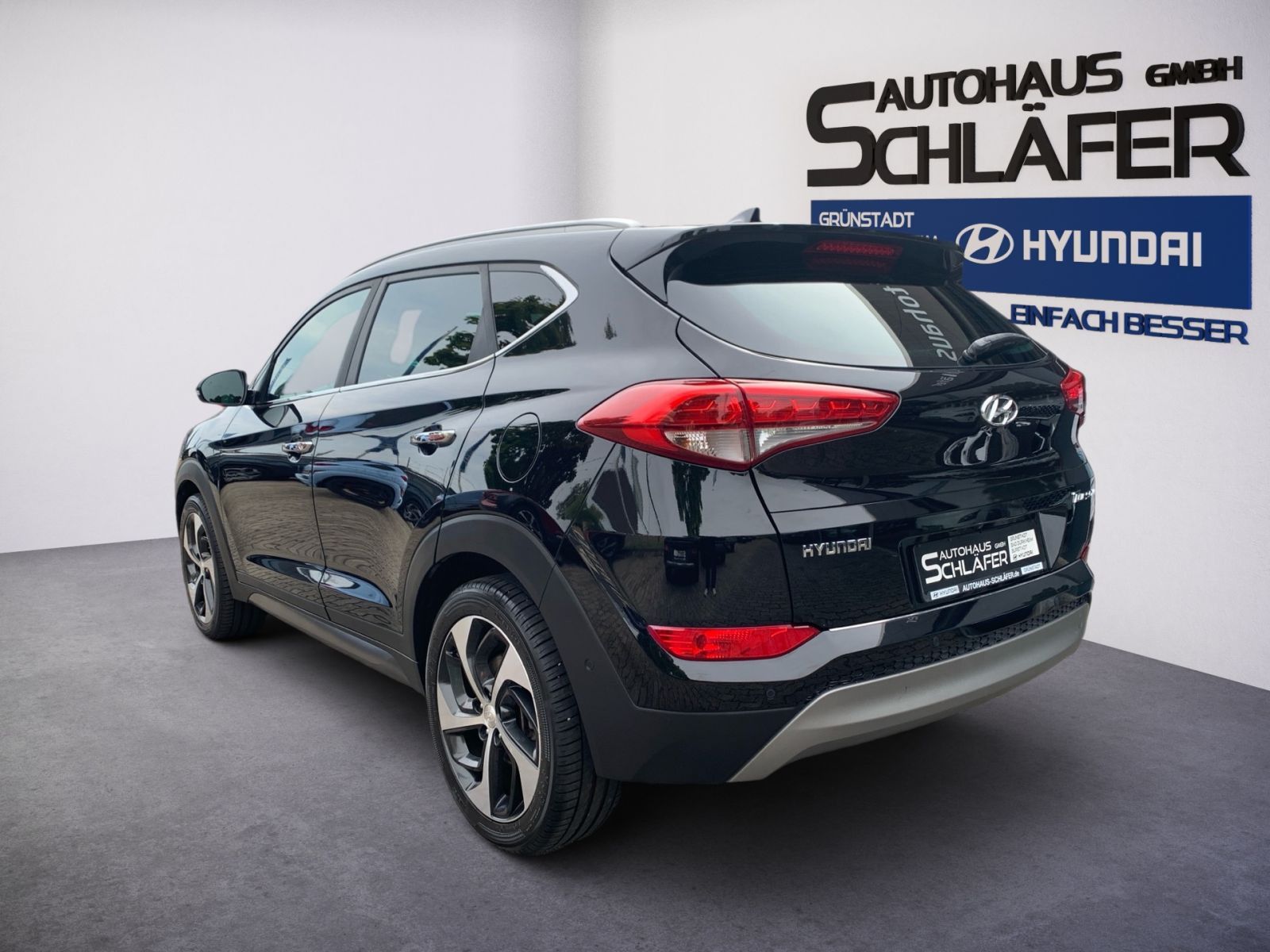 Fahrzeugabbildung Hyundai TUCSON 1.7 CRDi 7-DCT DPF Premium Navi