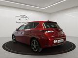 Toyota Auris Hybrid Team D - Toyota Auris: Team