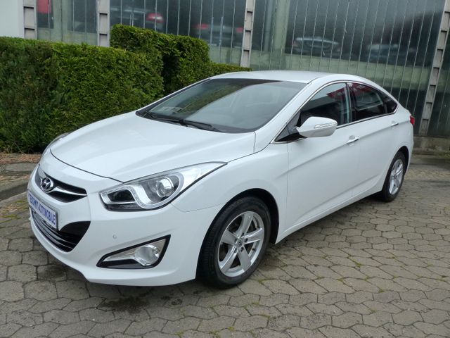 Hyundai i40 Style Automatik/PDC/Bluetooth/2.Hd