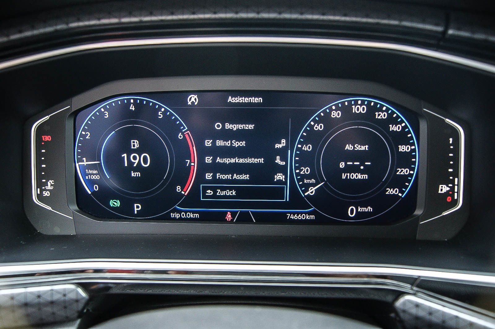 Fahrzeugabbildung Volkswagen T-Cross 10 Style DSG R-LINE VIRTUAL NAVI ACC 18'