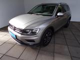 Volkswagen TIGUAN 2.0 TDI CL / AHK+NAVI+SITZHEIZUNG - mit Diesel-Antrieb: Allradantrieb, Geländewagen, 2.0