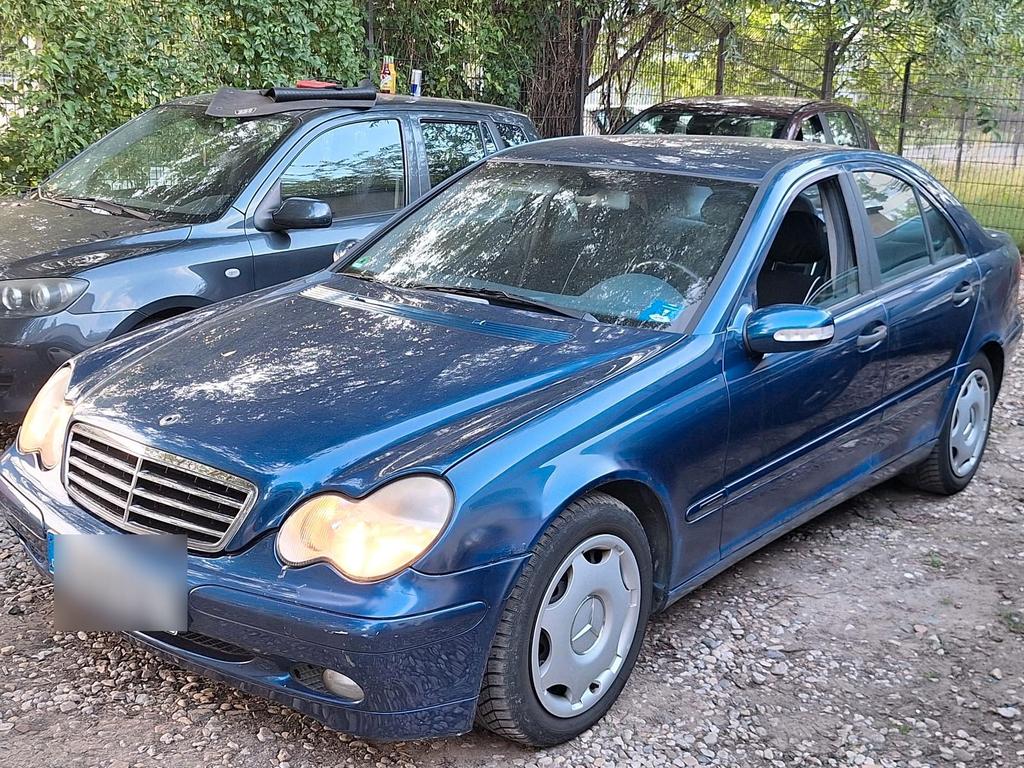 Mercedes-Benz C 200
