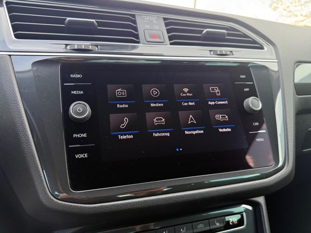 Tiguan Highline Start-Stopp AHK-klappbar Navi