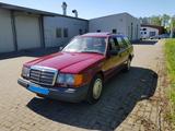 Mercedes-Benz Daimler-Kombi E 230, W124 Oldtimer für Lie... - Mercedes-Benz E 230: Kombi
