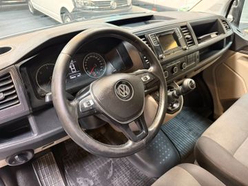 Volkswagen T6 Transporter - 12