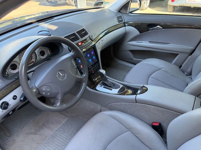 Fahrzeugabbildung Mercedes-Benz E 280 Aut.+NaviZB+Kamera+SHZ+Xenon+BT