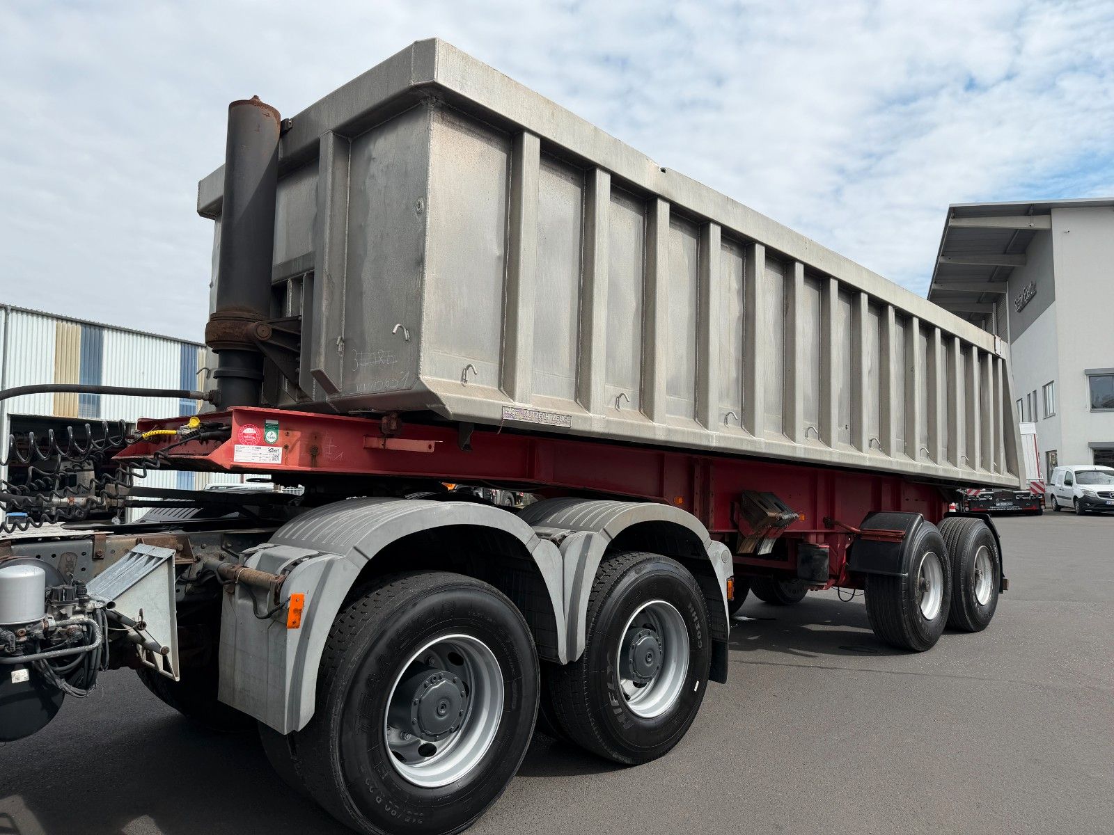 Fahrzeugabbildung Andere SDC Trailers LTD SDC 30/2 Liftachse BPW