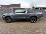 Toyota Hilux XTRA Cab 2.8 D-4D AT 4WD Navi SHZ Keyless  - Toyota Hilux: Xtra Cab