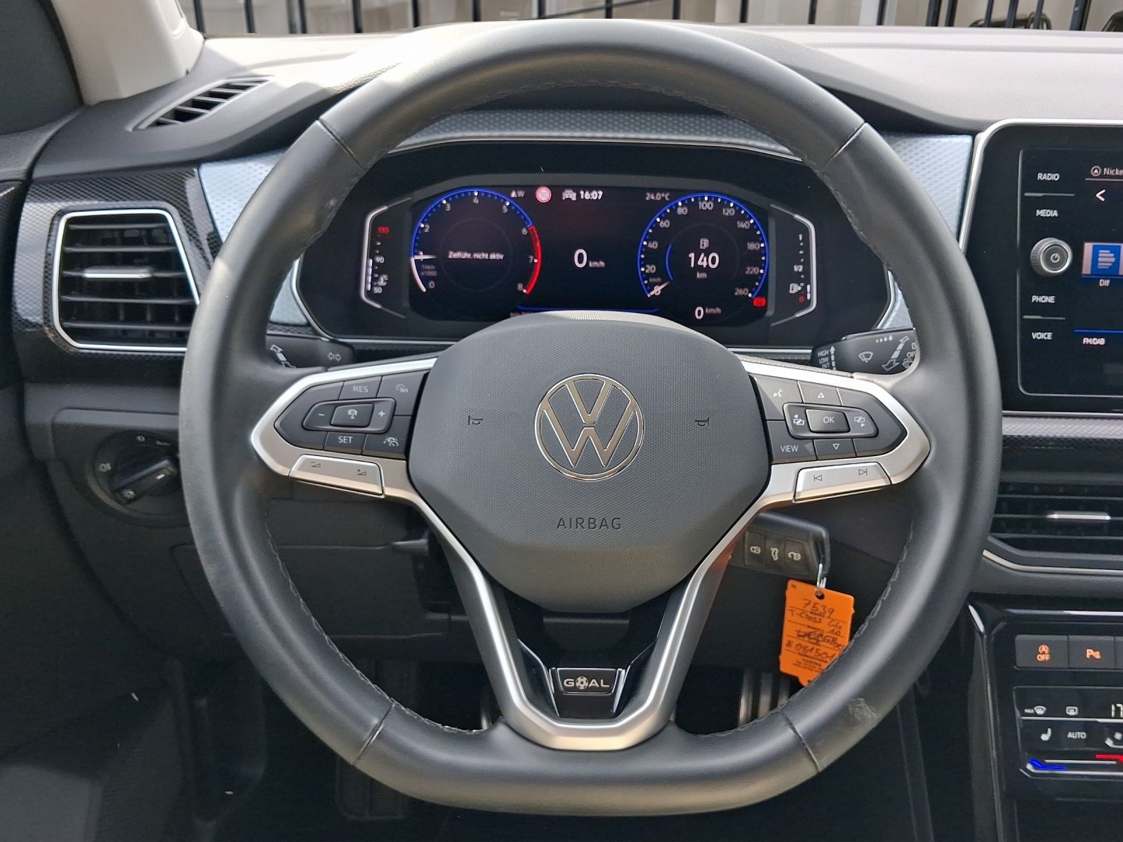 Volkswagen T-Cross - Bild 11