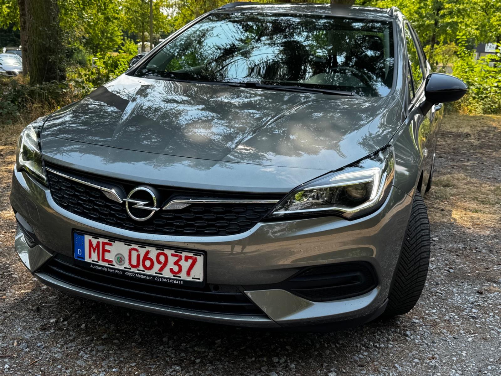 Opel Astra 1,2l Sports Tourer EDITION mit AHK !