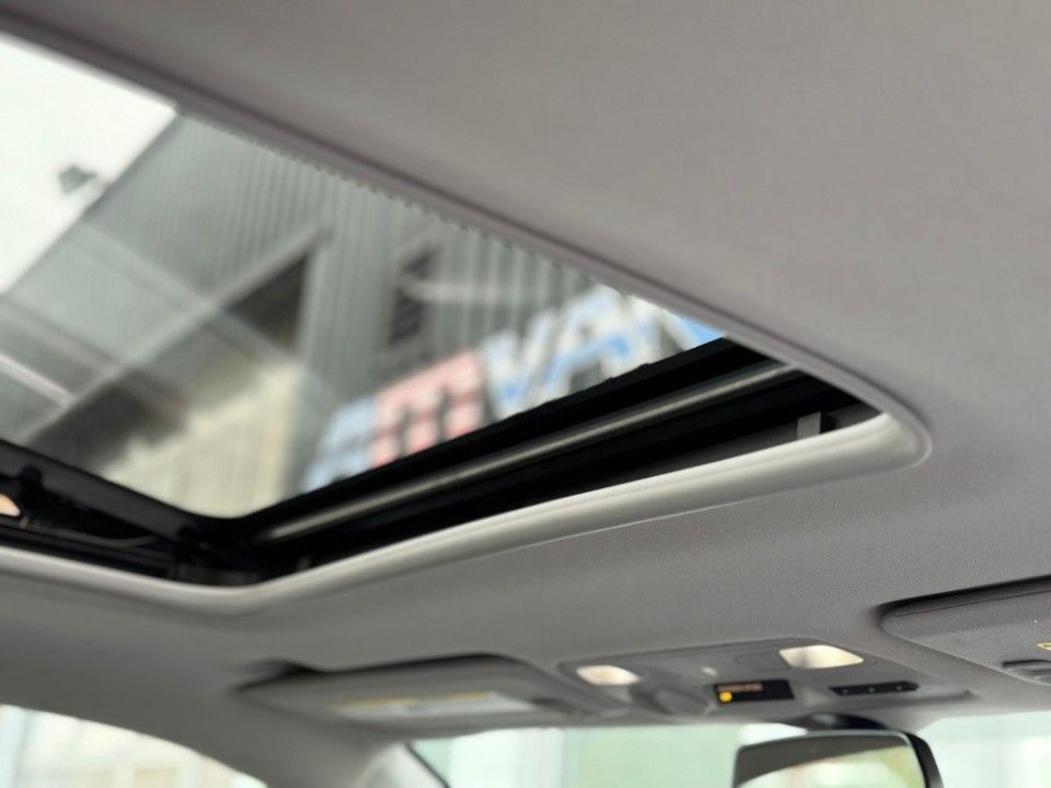 Fahrzeugabbildung Chevrolet Camaro 2SS V8 Leder Schiebed. Grail Schmidt Alu