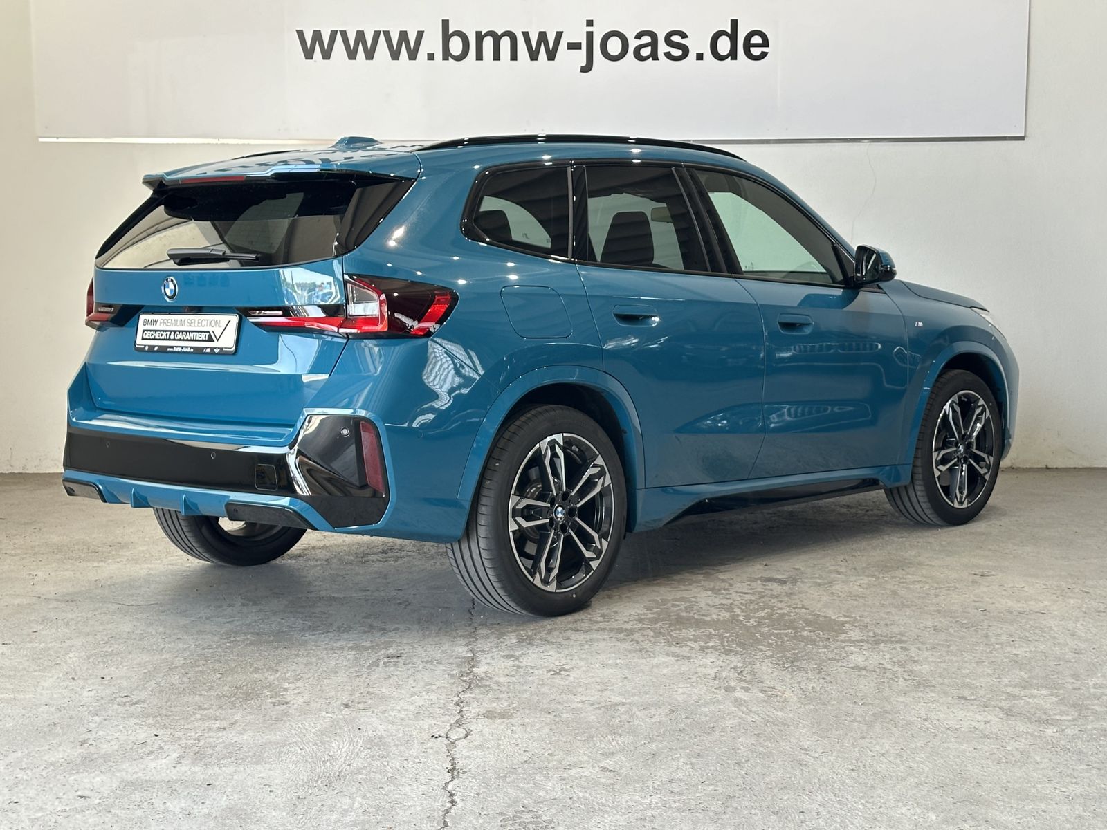 Fahrzeugabbildung BMW X1 xDrive23i M Sportpaket Head-Up 19" M LMR