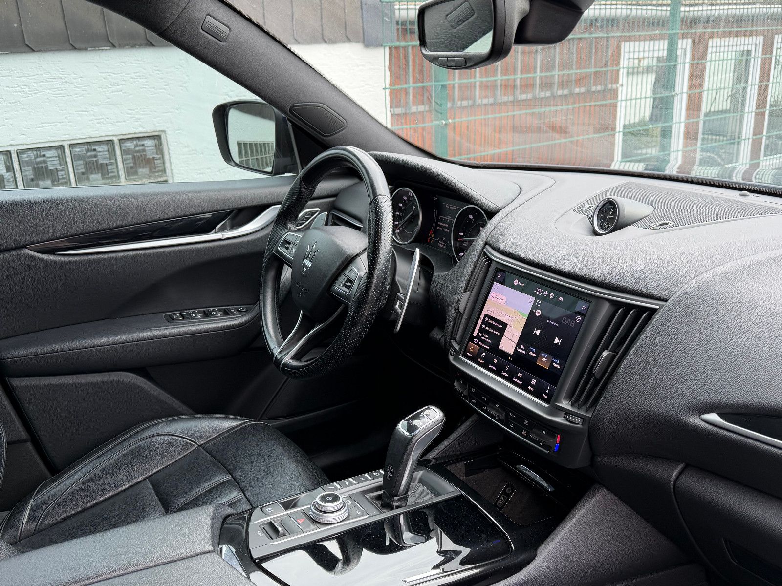 Fahrzeugabbildung Maserati Levante Diesel/GRANSPORT/LED/360°/MEMORY