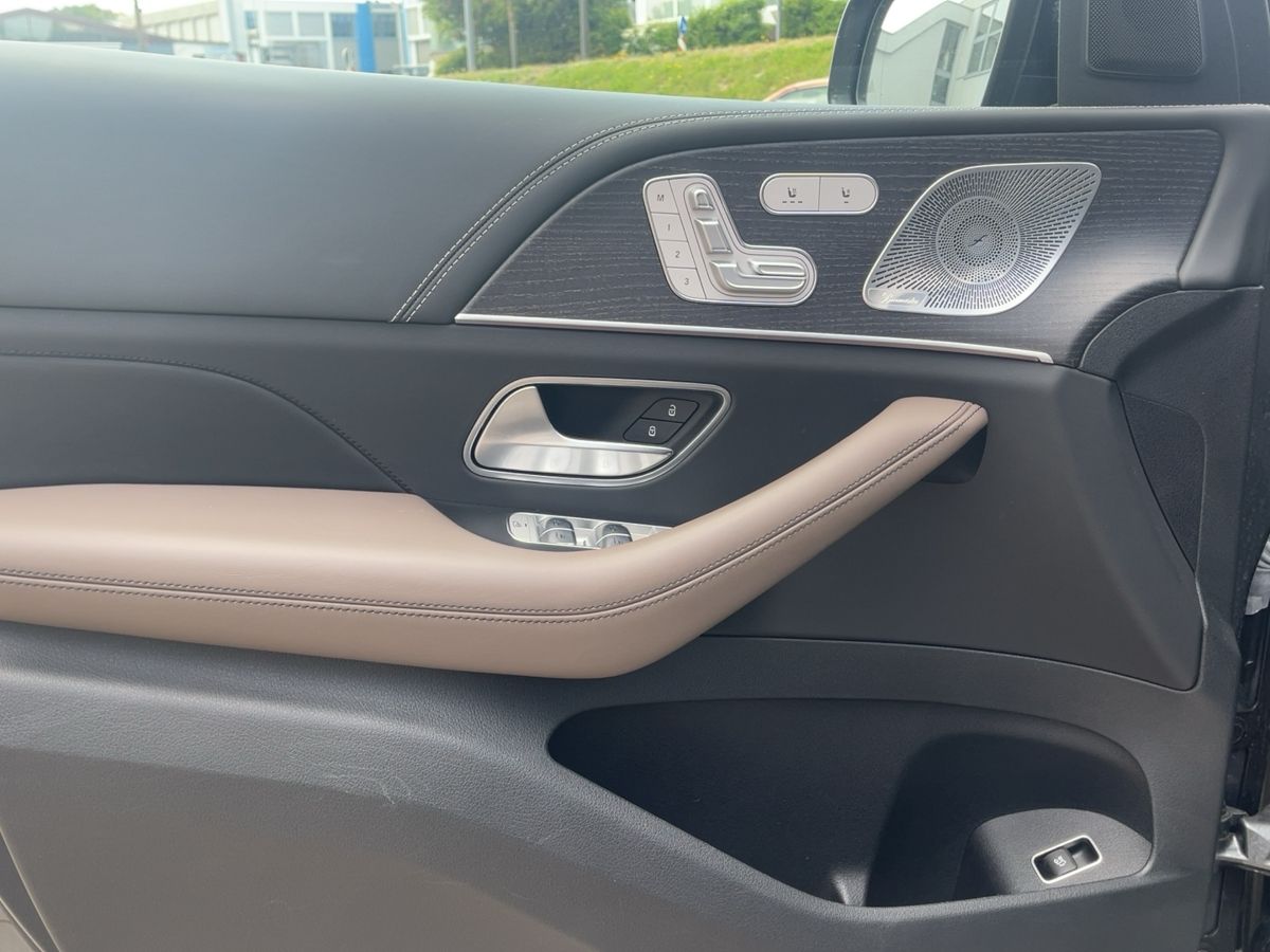 Fahrzeugabbildung Mercedes-Benz GLE 63 S 4M+ AMG/Night/Pano/360°/HuD/22''