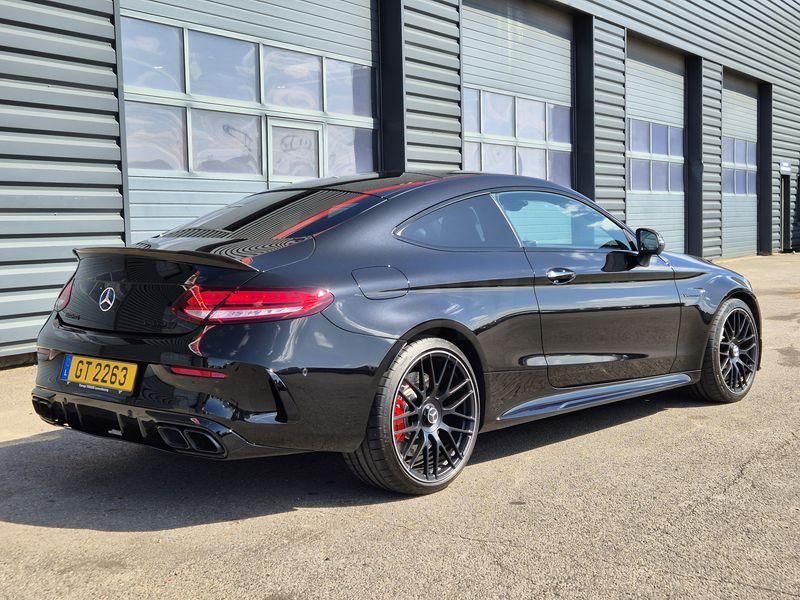 Mercedes-Benz C 63 AMG