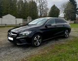Mercedes-Benz CLA 180 Shooting Brake -