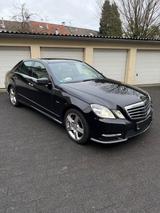 Mercedes-Benz E 500 4Matic Scheckheftge.b.MB*1.Hnd* - gebrauchte Mercedes-Benz E 500 aus dem Jahr 2011