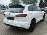 Volkswagen Touareg R 4Motion eHybrid 3.0 V6/MATRIX/AHK/PANO - Volkswagen Touareg: V6