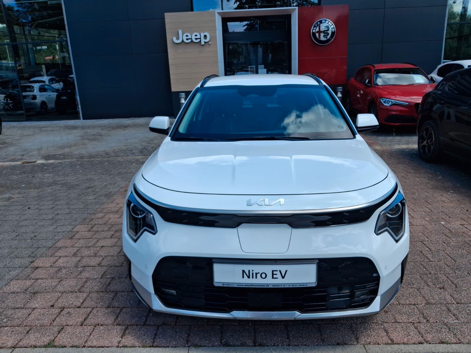 Fahrzeugabbildung Kia Niro e-Niro Vision AHK Navi Allwetter Teilleder