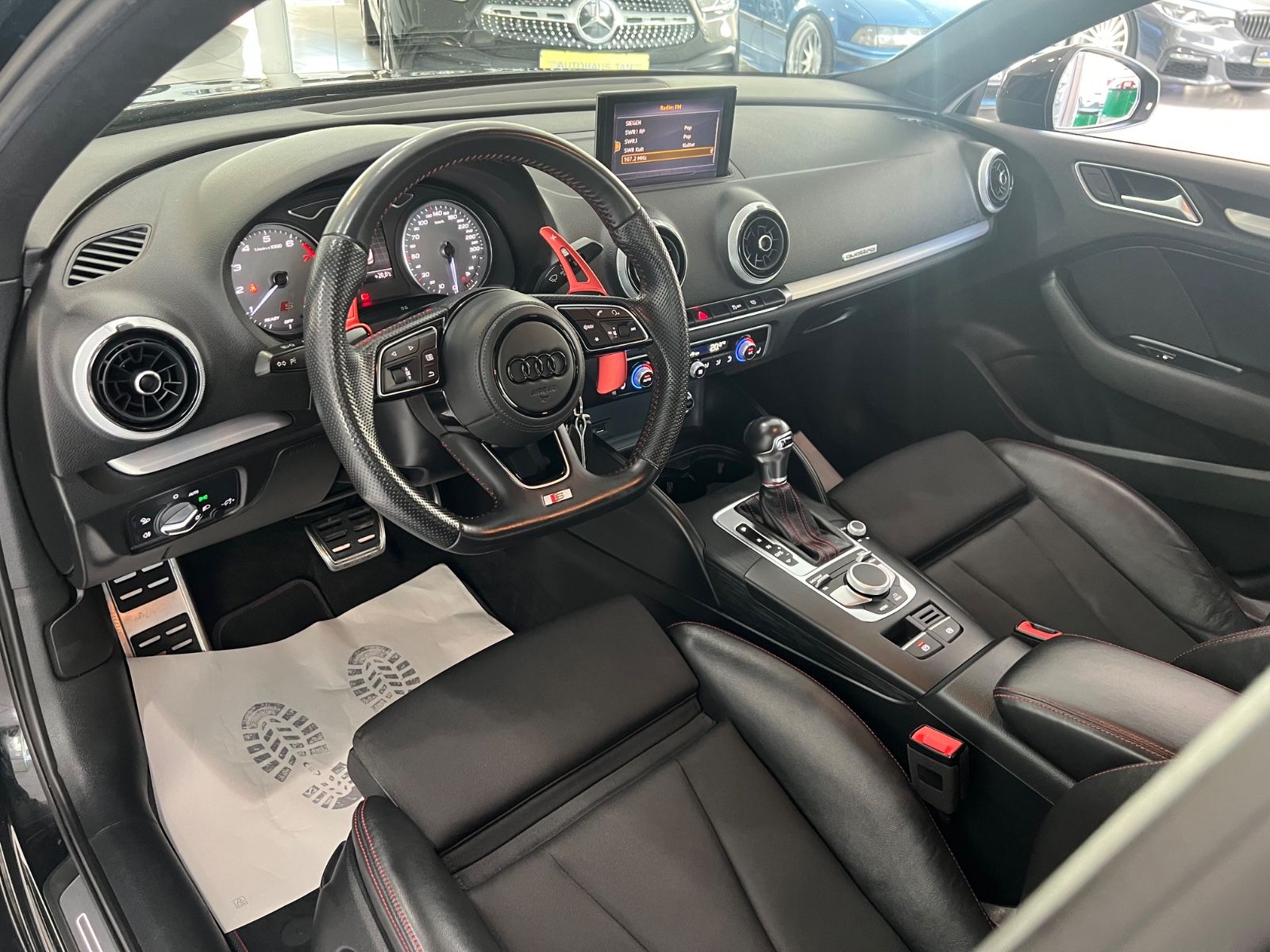Fahrzeugabbildung Audi S3 Lim. 2.0 TFSI quattro * ALL BLACK *