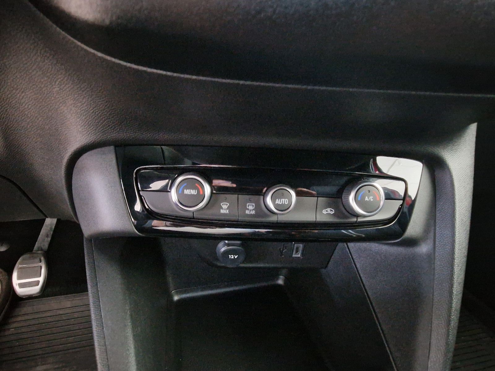 Fahrzeugabbildung Opel Corsa 1.2 Turbo 74kW GS