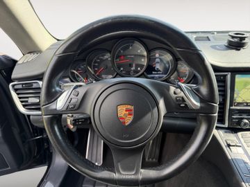 Porsche Panamera - 10