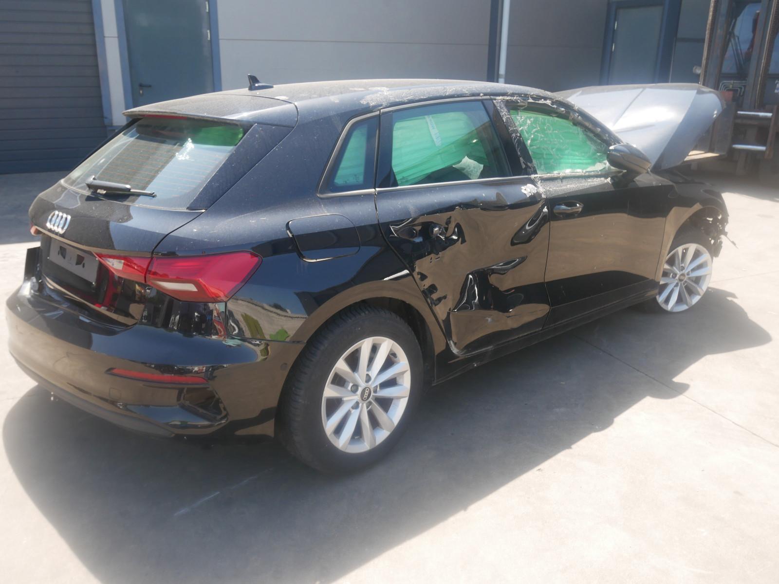 Audi A3 Sportback 30 TFSI basis