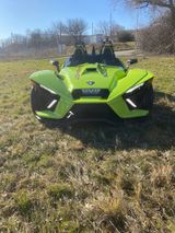 Polaris Slingshot R LE  Deutscher Brief - Offers matching your search criteria