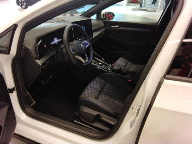 Volkswagen Golf 8 R-LINE 1.5 eTSI DSG AHK IQ.LED 360° HuD foto 5