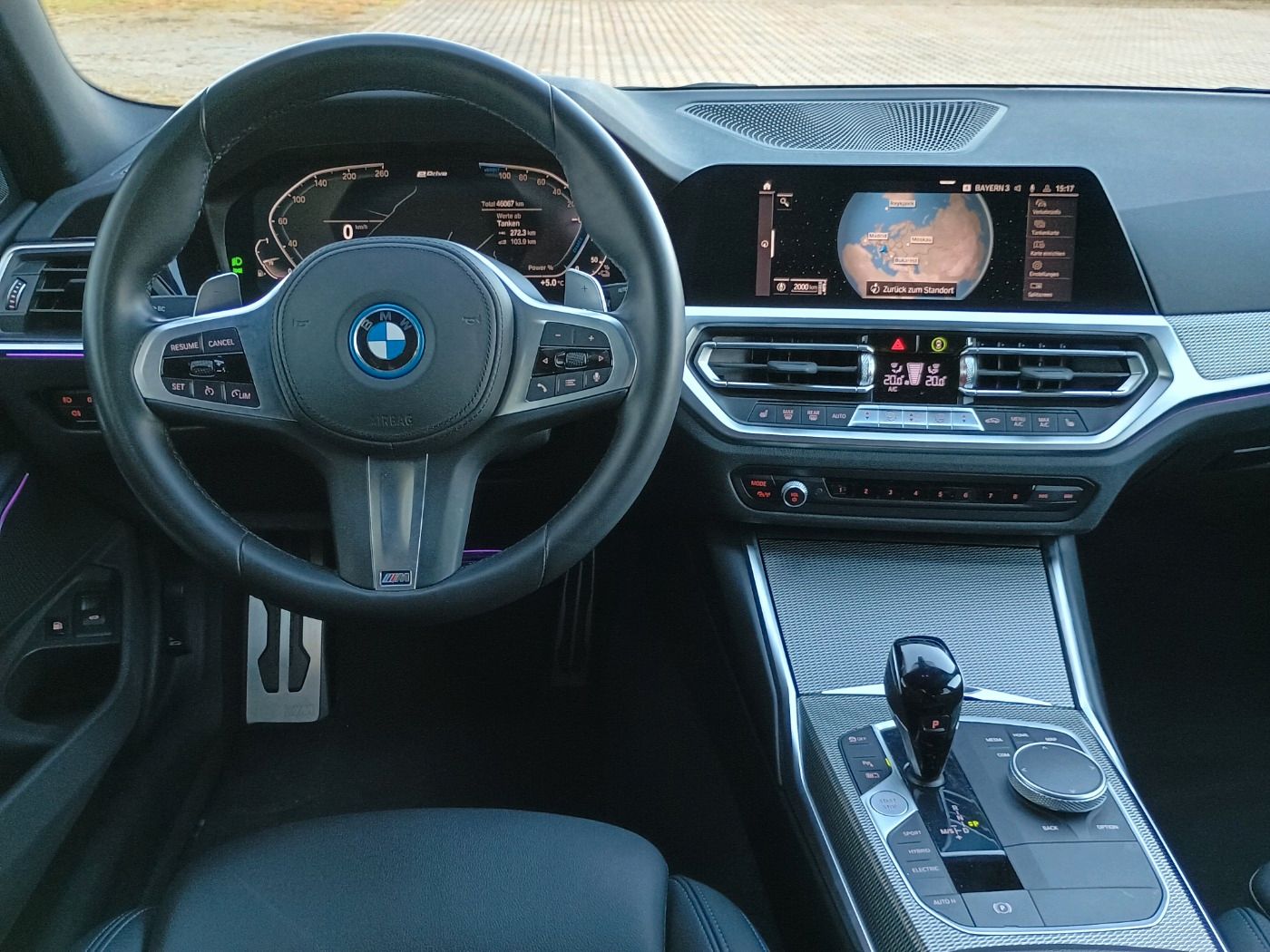 Fahrzeugabbildung BMW 320e Touring M-Sportpaket 2 JAHRE GARANTIE