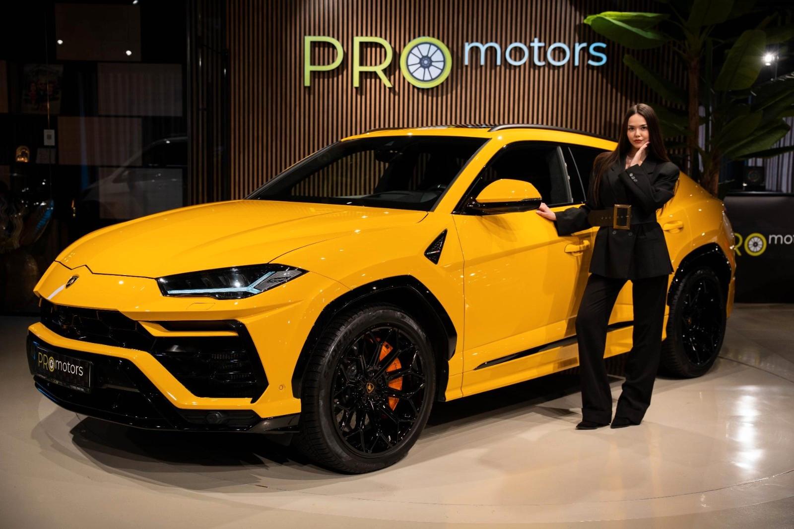 Lamborghini Urus 4.0 V8 B&O|MATRIX|CARBON