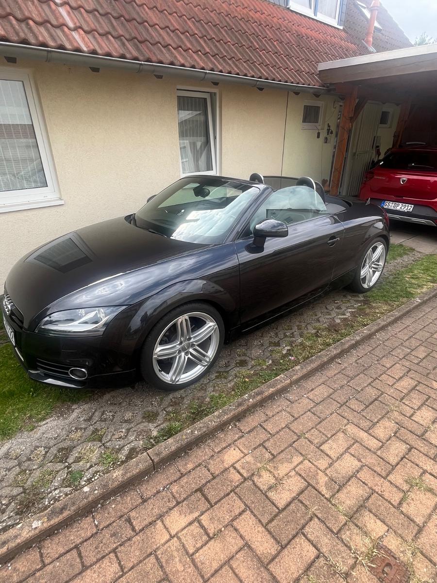 Audi TT Roadster 2.0 TFSI -