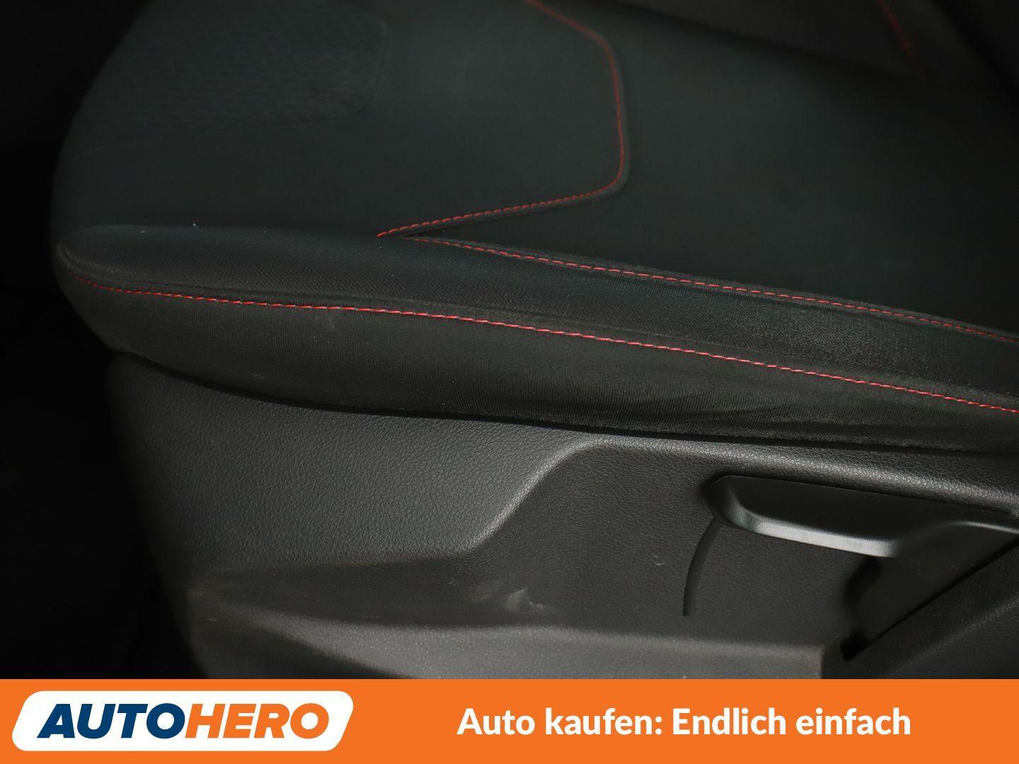 Ford Focus 1.0 EcoBoost ST-Line Aut*NAVI*TEMPO*CAM*