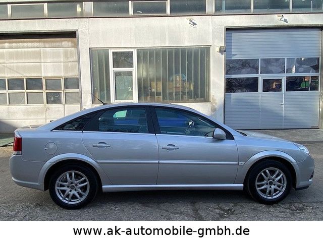 Opel Vectra C Lim. Edition Plus Aut.Navi+Leder+PDC+LM