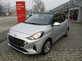 Hyundai i10 1.0  Select *Klima*Sitzhzg.*Tempomat*5-tür. - Hyundai i10 in Kiel
