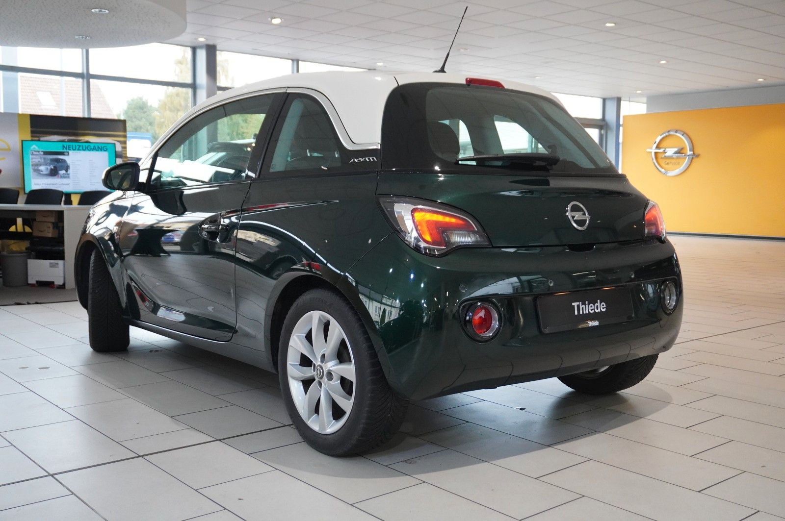 Fahrzeugabbildung Opel Adam 1.4 JAM NAVI/SHZ/PDC/KLIMA/LHZ/TEMP.