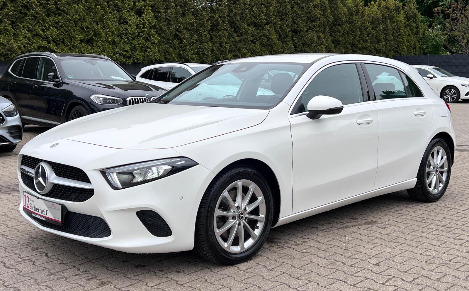 Mercedes-Benz A220 Automatik-TOTWNKL-SPUHLT-R.CAM-PDC-LEDER-LM