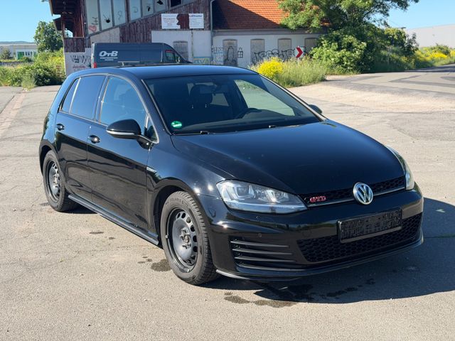VW Golf